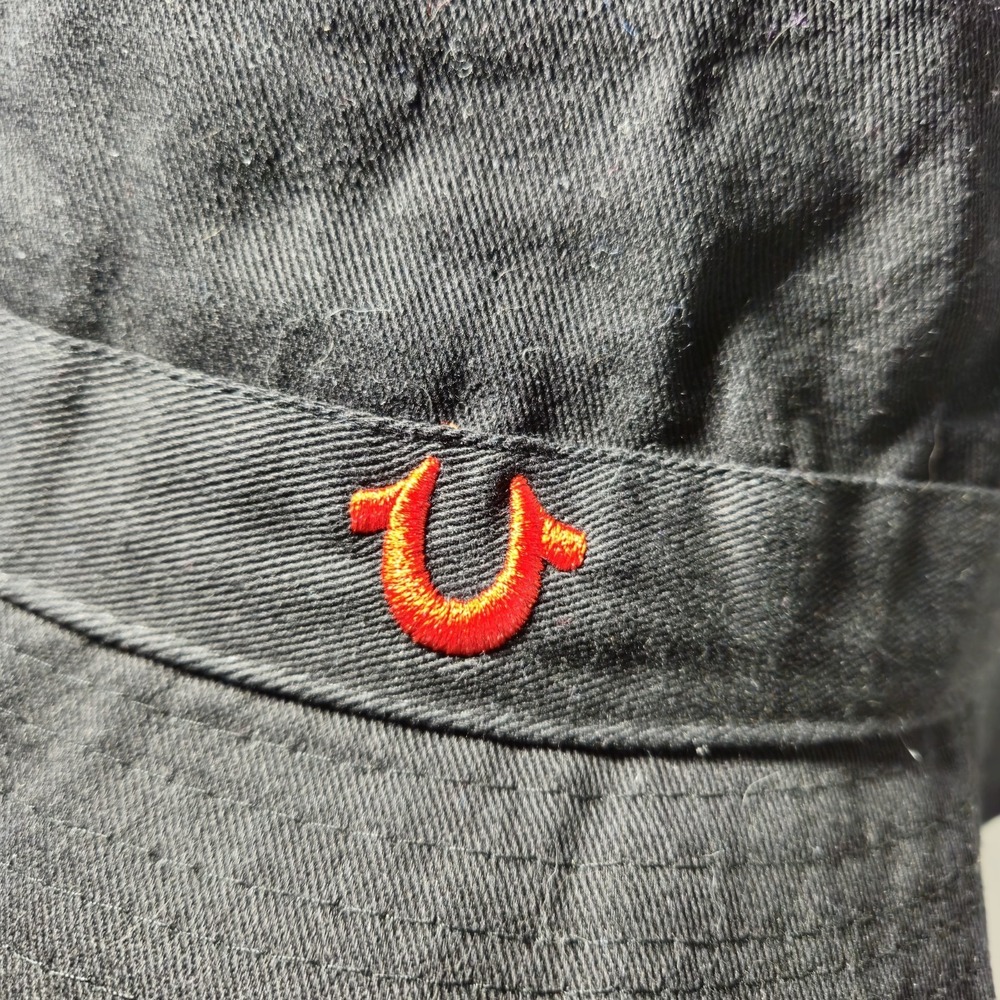 True‎ Religion Black Horseshoe Red Bucket Hat One Size Mens Womens Adult - Picture 5 of 6